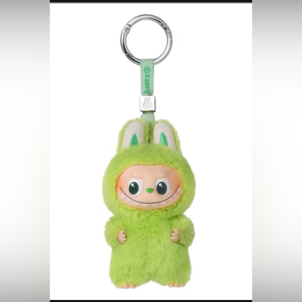 Labubu Pin for Love - Letter V